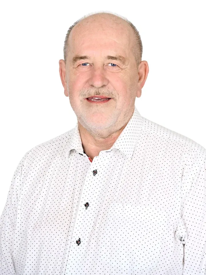 MUDr. Milan Dlábek